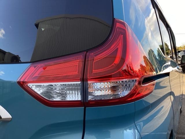 フリードハイブリッド ハイブリッド・EX 地デジフルセグTV シ-トヒ-タ- リヤカメラ LEDライト フルオートエアコン ABS DVD再生可 サイドエアバッグ キーフリー アイドリングストップ ナビ&TV 禁煙(11枚目)