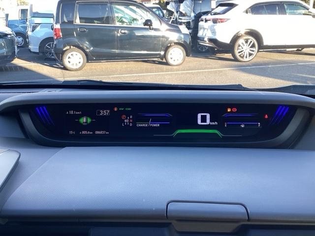 フリードハイブリッド ハイブリッド・EX 地デジフルセグTV シ-トヒ-タ- リヤカメラ LEDライト フルオートエアコン ABS DVD再生可 サイドエアバッグ キーフリー アイドリングストップ ナビ&TV 禁煙(15枚目)