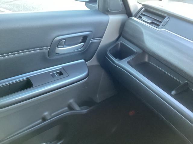 フリードハイブリッド ハイブリッド・EX 地デジフルセグTV シ-トヒ-タ- リヤカメラ LEDライト フルオートエアコン ABS DVD再生可 サイドエアバッグ キーフリー アイドリングストップ ナビ&TV 禁煙(30枚目)