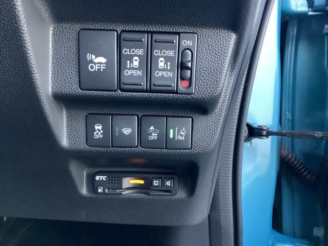 フリードハイブリッド ハイブリッド・EX 地デジフルセグTV シ-トヒ-タ- リヤカメラ LEDライト フルオートエアコン ABS DVD再生可 サイドエアバッグ キーフリー アイドリングストップ ナビ&TV 禁煙(37枚目)