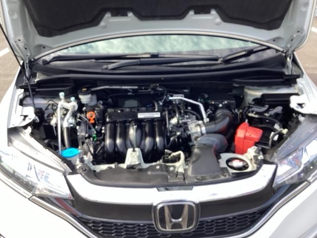 フィット 13G・Lホンダセンシング ETC車載器 サイドカーテンエアバック リアカメラ エアバック パワーウインドウ 記録簿 キーフリーシステム LEDライト オートエアコン VSA クルコン 盗難防止(17枚目)