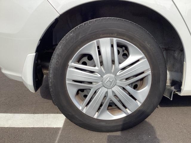 フィット 13G・Lホンダセンシング ETC車載器 サイドカーテンエアバック リアカメラ エアバック パワーウインドウ 記録簿 キーフリーシステム LEDライト オートエアコン VSA クルコン 盗難防止(20枚目)