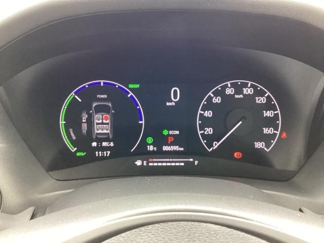 ヴェゼル e:HEVZ・PLaYパッケージ オートクルーズコントロール アイドリングストップ LEDヘッド 電動テールゲート 衝突被害軽減システム リヤカメラ フルセグテレビ 横滑り防止装置 ETC(16枚目)