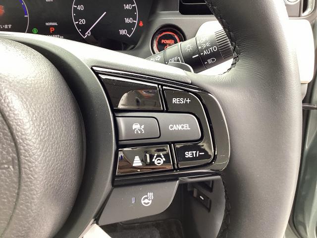 ヴェゼル e:HEVZ・PLaYパッケージ オートクルーズコントロール アイドリングストップ LEDヘッド 電動テールゲート 衝突被害軽減システム リヤカメラ フルセグテレビ 横滑り防止装置 ETC(21枚目)