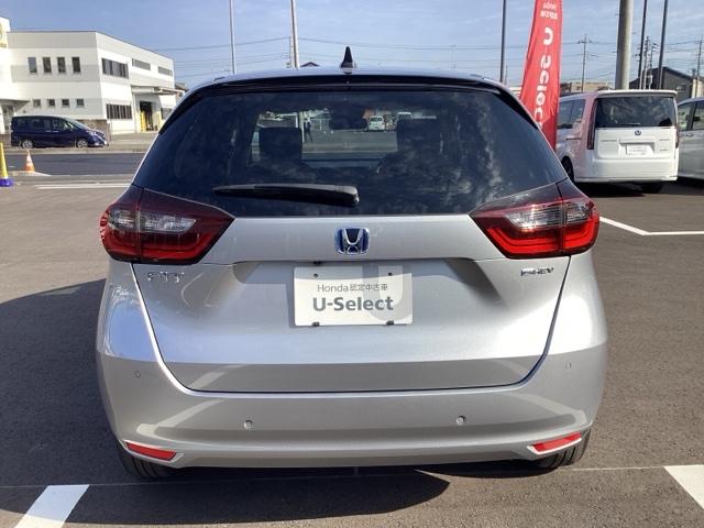 フィット e:HEVベーシック カーテンエアバッグ CMBS Rカメ セキュリティアラーム アイドリングストップ スマートキー LEDヘッド パワーウインドウ オートエアコン ETC車載器 クルーズコントロール(3枚目)