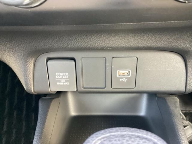 フィット e:HEVベーシック カーテンエアバッグ CMBS Rカメ セキュリティアラーム アイドリングストップ スマートキー LEDヘッド パワーウインドウ オートエアコン ETC車載器 クルーズコントロール(24枚目)