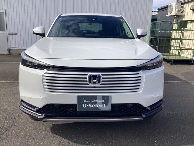 ヴェゼル ｅ：ＨＥＶＺ　衝突回避支援ブレーキ機能　パノラミックビューモニター　スマキ　Ｐトランク　フルオートエアコン　エアバッグ　両席エアバック　Ｒカメ　パワーウィンドウ　ＬＥＤランプ　ソナー　クルーズＣ（2枚目）