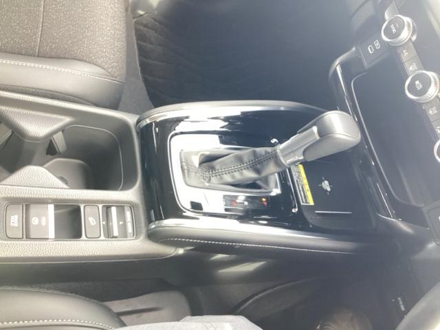 ヴェゼル ｅ：ＨＥＶＺ　衝突回避支援ブレーキ機能　パノラミックビューモニター　スマキ　Ｐトランク　フルオートエアコン　エアバッグ　両席エアバック　Ｒカメ　パワーウィンドウ　ＬＥＤランプ　ソナー　クルーズＣ（11枚目）