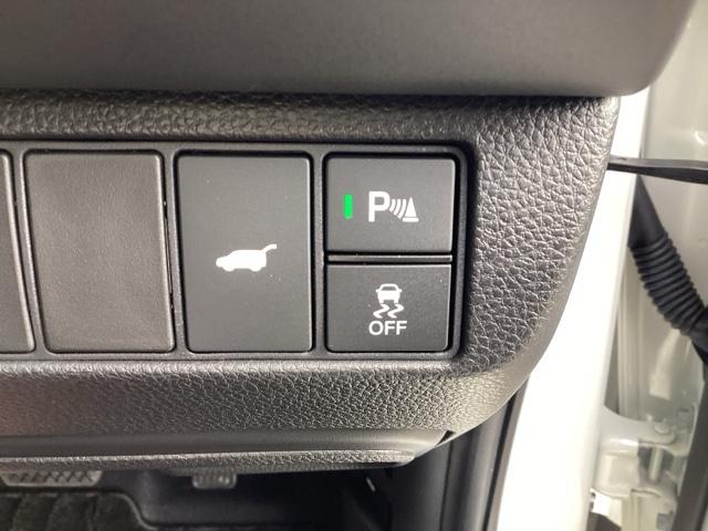 ヴェゼル ｅ：ＨＥＶＺ　衝突回避支援ブレーキ機能　パノラミックビューモニター　スマキ　Ｐトランク　フルオートエアコン　エアバッグ　両席エアバック　Ｒカメ　パワーウィンドウ　ＬＥＤランプ　ソナー　クルーズＣ（24枚目）