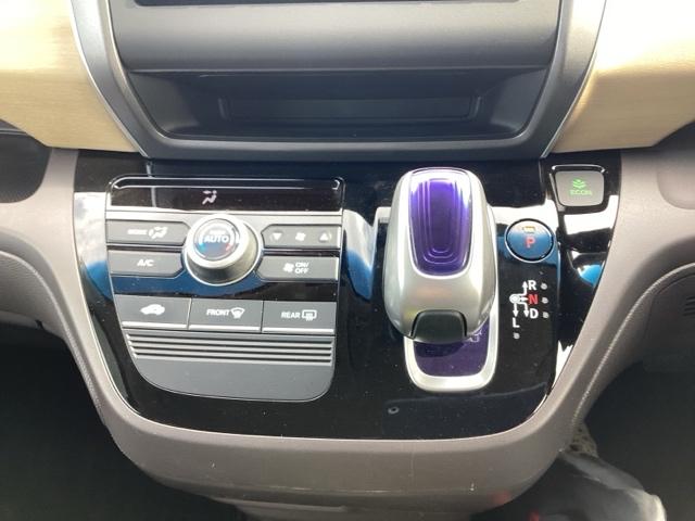 フリードハイブリッド ハイブリッド・Gホンダセンシング 軽減ブレーキ キーフリーシステム サイドカーテンエアバック ECON 後カメラ Aクルーズ 横滑防止 パワーウインドウ ETC付 両席エアバック エアバッグ パワステ(11枚目)