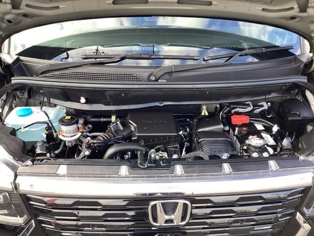 Ｎ－ＢＯＸカスタム ターボ　イモビライザー　衝突被害軽減　ベンチシート　キーフリー　Ｐセンサー　ＥＳＣ　パワステ　ＤＶＤ再生　両席エアバック　サイドエアバッグ　ターボ車　Ａライト　スマキー　Ｂカメ　パワーウィンドウ（17枚目）