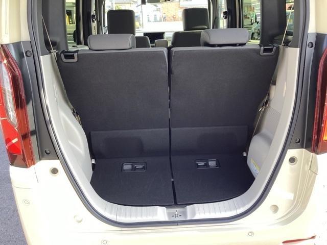 N-BOX ベースグレード 衝突軽減システム スマートキ- カーテンエアバック イモビライザー ECOモード 横滑り防止 オートクルーズ LEDヘッドライト キーフリー 地デジ パワーステアリング オートエアコン(18枚目)