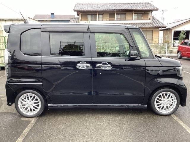 N-BOXカスタム G・Lターボホンダセンシング フルセ Iストップ 禁煙 セキュリティー クルーズコントロール キーレスエントリー ヒーター VSA ベンチS LEDランプ 助手席エアバック ターボモデル PW PS(4枚目)