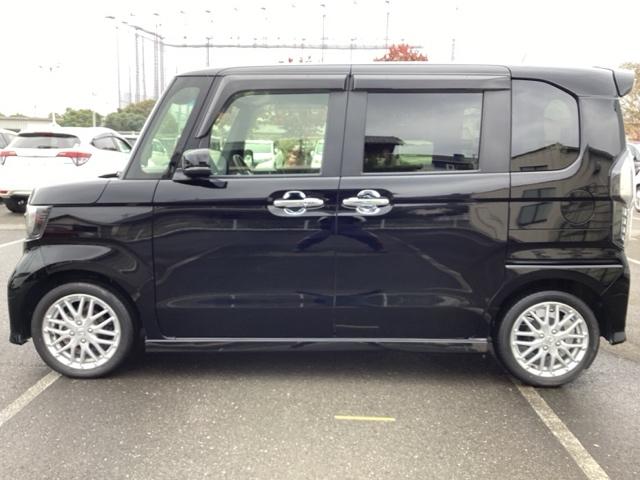 N-BOXカスタム G・Lターボホンダセンシング フルセ Iストップ 禁煙 セキュリティー クルーズコントロール キーレスエントリー ヒーター VSA ベンチS LEDランプ 助手席エアバック ターボモデル PW PS(5枚目)