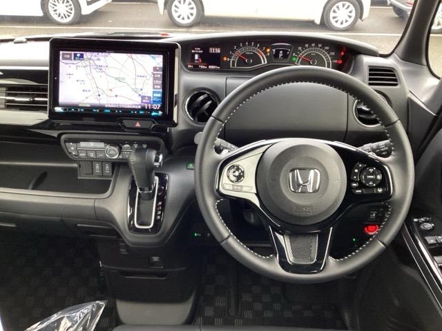 N-BOXカスタム G・Lターボホンダセンシング フルセ Iストップ 禁煙 セキュリティー クルーズコントロール キーレスエントリー ヒーター VSA ベンチS LEDランプ 助手席エアバック ターボモデル PW PS(15枚目)