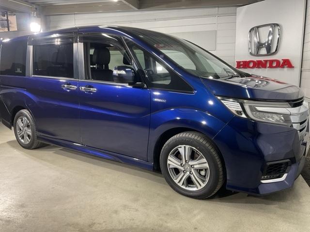 ステップワゴンスパーダ スパーダハイブリッドＧ・ＥＸホンダセンシング　フルオートエアコン　キーフリー　クリアランスソナー　Ｓヒーター　横滑防止　セキュリティアラーム　ＤＶＤ再生可　パワーウインドウ　エアバッグ　クルコン（9枚目）