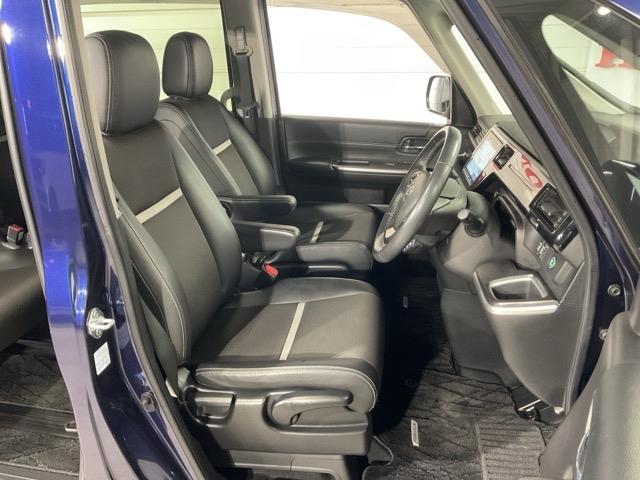 ステップワゴンスパーダ スパーダハイブリッドＧ・ＥＸホンダセンシング　フルオートエアコン　キーフリー　クリアランスソナー　Ｓヒーター　横滑防止　セキュリティアラーム　ＤＶＤ再生可　パワーウインドウ　エアバッグ　クルコン（15枚目）