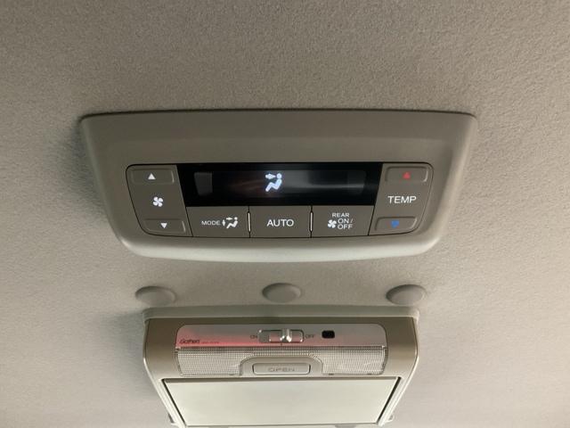 ステップワゴンスパーダ スパーダハイブリッドＧ・ＥＸホンダセンシング　フルオートエアコン　キーフリー　クリアランスソナー　Ｓヒーター　横滑防止　セキュリティアラーム　ＤＶＤ再生可　パワーウインドウ　エアバッグ　クルコン（32枚目）