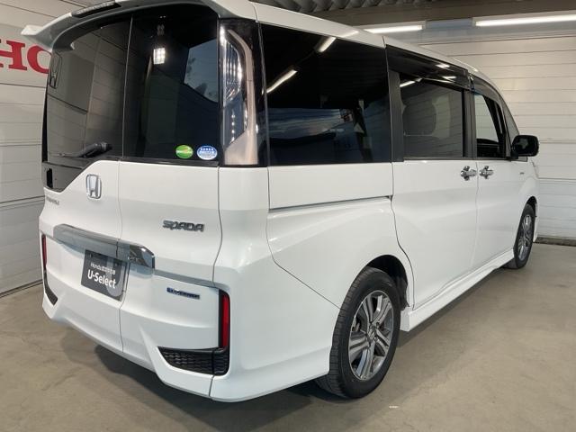 ステップワゴンスパーダ スパーダハイブリッドＧホンダセンシング　ＣＭＢＳ　リヤカメラ　スマキー　Ａストップ　ＥＳＣ　両側自動ドア　オートエアコン　禁煙　ＬＥＤヘッドライト　クルーズコントロール　地デジ　ＥＴＣ車載器（7枚目）