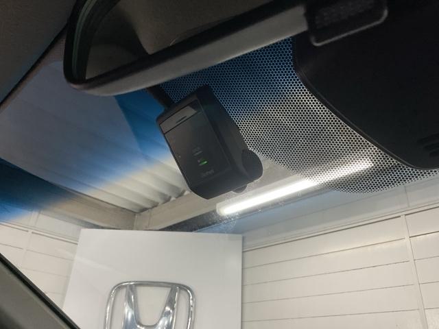 ステップワゴンスパーダ スパーダハイブリッドＧホンダセンシング　ＣＭＢＳ　リヤカメラ　スマキー　Ａストップ　ＥＳＣ　両側自動ドア　オートエアコン　禁煙　ＬＥＤヘッドライト　クルーズコントロール　地デジ　ＥＴＣ車載器（34枚目）