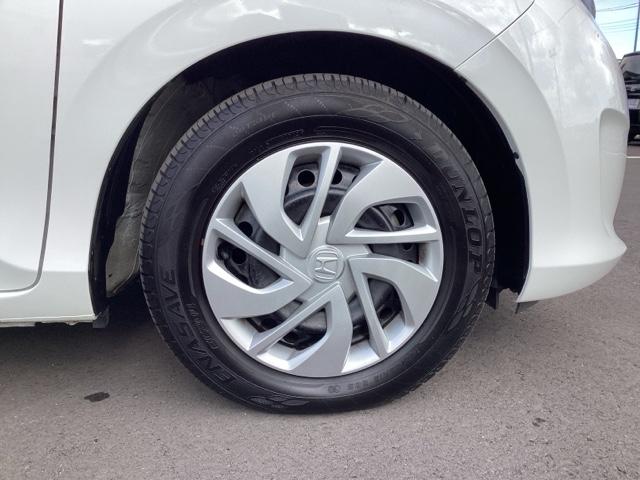 フリード G・ホンダセンシング Fセグ 追突被害軽減ブレーキ iストップ Wエアバッグ パワーウィンドウ アクティブクルーズコントロール スマートキ カラーバックモニター VSA エアコン セキュリティアラーム(19枚目)