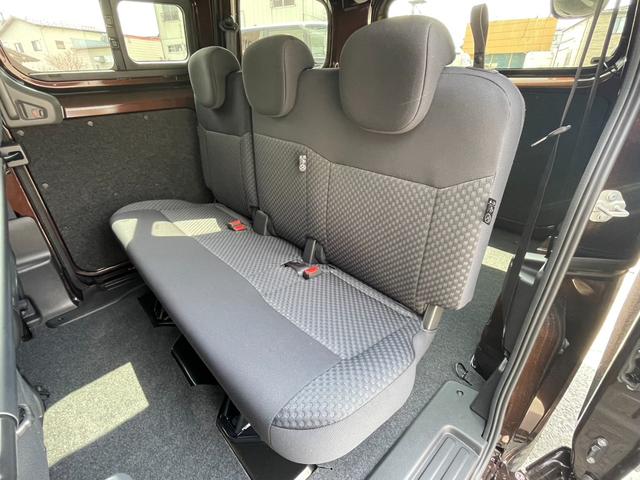 ＮＶ２００バネットバン ＧＸ　４ＷＤ　約１インチリフトアップ　ブルバー　エクストリームＪ　ＸＪ０７新品アルミホイール　マキシスバックショット新品タイヤ　アルミ製ルーフラック　木目調ガングリップステアリング　ＮＩＳＳＡＮエンブレム（42枚目）