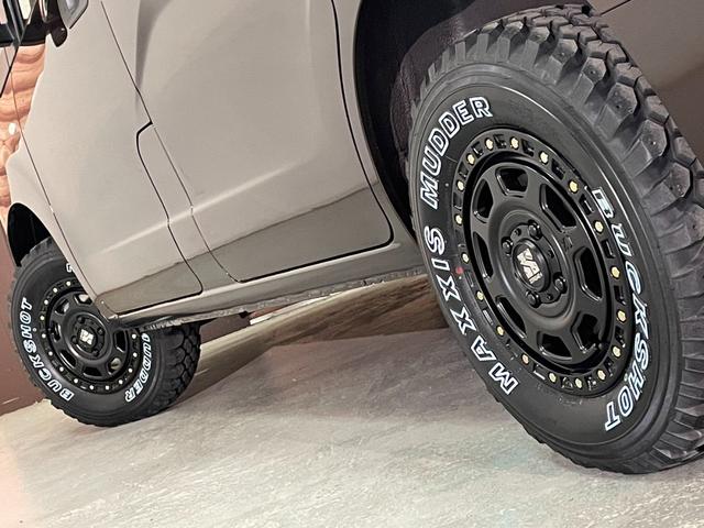 ＮＶ２００バネットバン ＧＸ　４ＷＤ　約１インチリフトアップ　ブルバー　エクストリームＪ　ＸＪ０７新品アルミホイール　マキシスバックショット新品タイヤ　アルミ製ルーフラック　木目調ガングリップステアリング　ＮＩＳＳＡＮエンブレム（60枚目）