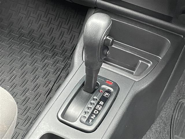 ＮＶ１５０ＡＤ エキスパートＧＸ　４ＷＤ　インテリジェント　エマージェンシーブレーキ　ヒルスタートアシスト　踏み間違い衝突防止アシスト　ＬＤＷ（車線逸脱警報）　ドライブレコーダー　純正ナビ（10枚目）