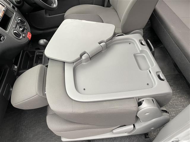 ＮＶ１５０ＡＤ エキスパートＧＸ　４ＷＤ　インテリジェント　エマージェンシーブレーキ　ヒルスタートアシスト　踏み間違い衝突防止アシスト　ＬＤＷ（車線逸脱警報）　ドライブレコーダー　純正ナビ（33枚目）
