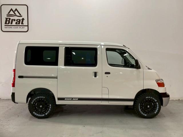 タウンエースバン ＧＬ　１４ＡＷ　エクストリームＪ　ＸＪ０７　マキシス　バックショット　エスペリア　リフトアップキット　ラムエース　フェイスチェンジキット　ＨＩＰＰＯＣＡＲリアウィンドウパネル　ＲＡＭ　ＡＣＥ　サイドデカール（23枚目）