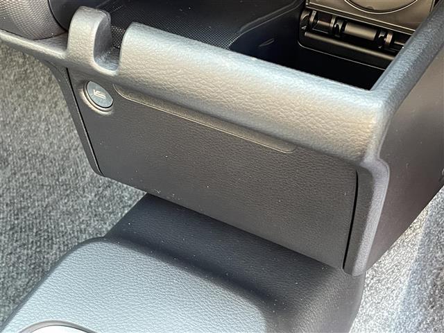 プロボックス ハイブリッドF 登録済未使用車 カラードバンパー トヨタセーフティセンス オートライト バックカメラ(32枚目)