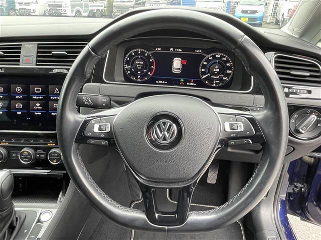 ゴルフ ＴＳＩハイライン　マイスター　黒革シート　純正ナビ　ＣＤ／ＤＶＤ／Ｂｌｕｔｏｏｔｈ　バックカメラ　エマージェンシーブレーキ　レーンキープアシスト　アダクティブクルーズコントロール　ブラインドスポットディテクション　Ｐアシスト（5枚目）