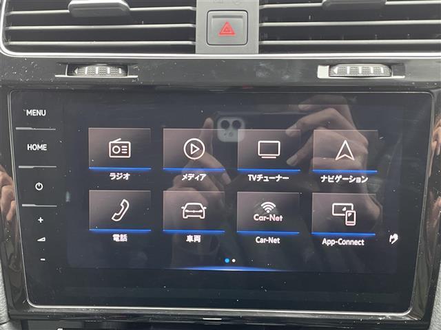 ゴルフ ＴＳＩハイライン　マイスター　黒革シート　純正ナビ　ＣＤ／ＤＶＤ／Ｂｌｕｔｏｏｔｈ　バックカメラ　エマージェンシーブレーキ　レーンキープアシスト　アダクティブクルーズコントロール　ブラインドスポットディテクション　Ｐアシスト（9枚目）