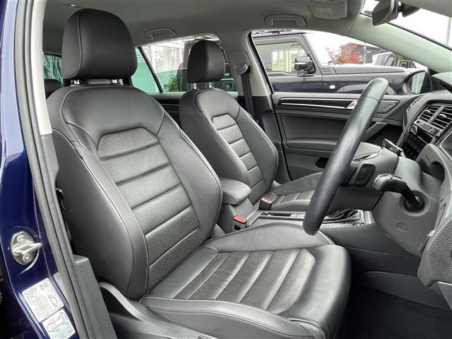 ゴルフ ＴＳＩハイライン　マイスター　黒革シート　純正ナビ　ＣＤ／ＤＶＤ／Ｂｌｕｔｏｏｔｈ　バックカメラ　エマージェンシーブレーキ　レーンキープアシスト　アダクティブクルーズコントロール　ブラインドスポットディテクション　Ｐアシスト（15枚目）