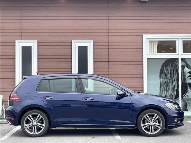 ゴルフ ＴＳＩハイライン　マイスター　黒革シート　純正ナビ　ＣＤ／ＤＶＤ／Ｂｌｕｔｏｏｔｈ　バックカメラ　エマージェンシーブレーキ　レーンキープアシスト　アダクティブクルーズコントロール　ブラインドスポットディテクション　Ｐアシスト（25枚目）