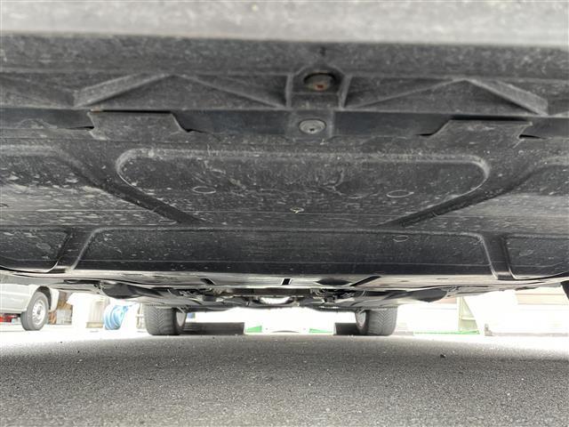 ゴルフ ＴＳＩハイライン　マイスター　黒革シート　純正ナビ　ＣＤ／ＤＶＤ／Ｂｌｕｔｏｏｔｈ　バックカメラ　エマージェンシーブレーキ　レーンキープアシスト　アダクティブクルーズコントロール　ブラインドスポットディテクション　Ｐアシスト（31枚目）