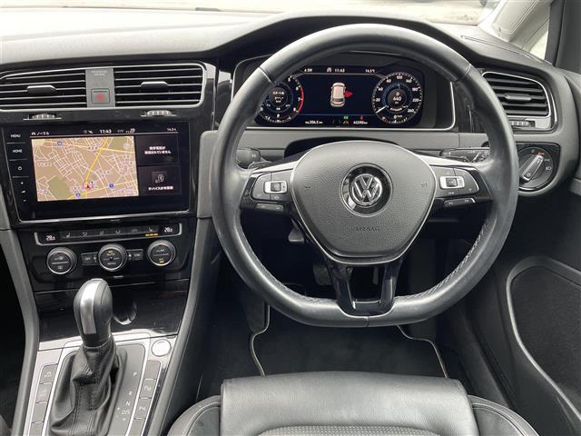 ゴルフ ＴＳＩハイライン　マイスター　黒革シート　純正ナビ　ＣＤ／ＤＶＤ／Ｂｌｕｔｏｏｔｈ　バックカメラ　エマージェンシーブレーキ　レーンキープアシスト　アダクティブクルーズコントロール　ブラインドスポットディテクション　Ｐアシスト（34枚目）