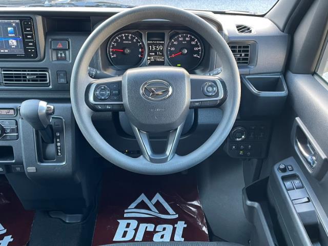 アトレー ＲＳ　マッドクロス１４インチＡＷ　純正マルチレール　純正ユーティリティフック　純正ルーフスポイラー　パナソニック７型メモリーナビ　（ＣＤ／ＤＶＤ／ＢＴ／フルセグＴＶ）室内カーテン　クルコン　バックカメラ（10枚目）