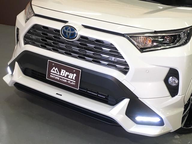 ハイブリッドG 4WD 禁煙車 ワンオーナー トヨタセーフティー TRDフルエアロ ルーフレール 黒革 パワーバックドア レーダークルーズ プリクラッシュ シートヒーター 置くだけ充電 ハンドルヒーター 車線逸脱警報(27枚目)