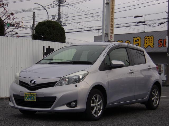 ヴィッツ Ｆ　スマイルエディション　純正ナビ　地デジ　ＥＴＣ　ドラレコ　プッシュスタート　スマートキー　スペアキー（2枚目）