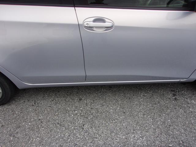 ヴィッツ Ｆ　スマイルエディション　純正ナビ　地デジ　ＥＴＣ　ドラレコ　プッシュスタート　スマートキー　スペアキー（34枚目）