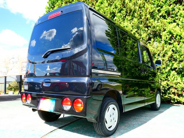 タウンボックス ＬＸ　衝突安全ボディ　両席エアバッグ　フルフラット　キーレスキー　パワステ　エアバック　ポリマー加工済（8枚目）