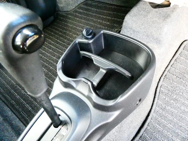 エッセ Ｄ　衝突安全ボディ　運転席エアバッグ　助手席エアバッグ　キーレスキー　セキュリティーアラーム　タイヤ４本新品　ポリマー加工済（28枚目）