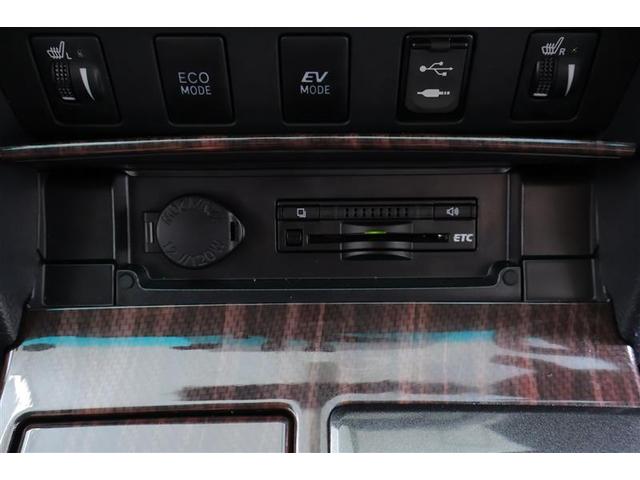 カムリ ＨＶ　Ｇレザーパッケージ　革シート　フルセグ　メモリーナビ　ＤＶＤ再生　ミュージックプレイヤー接続可　バックカメラ　ＥＴＣ　ドラレコ　ＨＩＤヘッドライト　記録簿（16枚目）