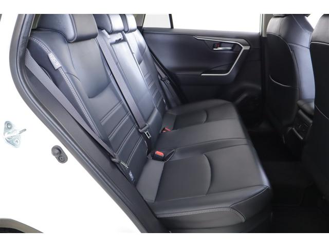 ＲＡＶ４ ハイブリッドＧ　４ＷＤ　フルセグ　メモリーナビ　ＤＶＤ再生　ミュージックプレイヤー接続可　バックカメラ　衝突被害軽減システム　ＥＴＣ　ＬＥＤヘッドランプ　記録簿（9枚目）