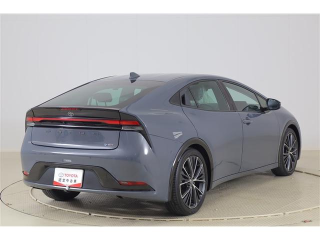 プリウス Z サンルーフ 4WD フルセグ ミュージックプレイヤー接続可 バックカメラ 衝突被害軽減システム ETC ドラレコ LEDヘッドランプ 記録簿(3枚目)