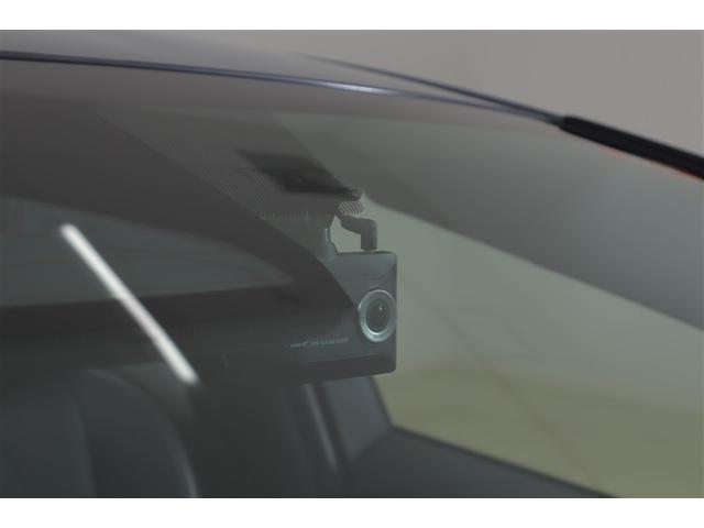 プリウス Z サンルーフ 4WD フルセグ ミュージックプレイヤー接続可 バックカメラ 衝突被害軽減システム ETC ドラレコ LEDヘッドランプ 記録簿(19枚目)