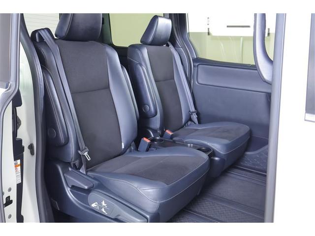 ノア Ｓｉ　ダブルバイビーＩＩＩ　フルセグ　メモリーナビ　ＤＶＤ再生　ミュージックプレイヤー接続可　後席モニター　バックカメラ　衝突被害軽減システム　ＥＴＣ　ドラレコ　両側電動スライド　ＬＥＤヘッドランプ　乗車定員７人　３列シート（9枚目）