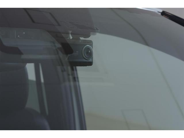 ノア ハイブリッドＳｉ　ダブルバイビー　フルセグ　メモリーナビ　ＤＶＤ再生　ミュージックプレイヤー接続可　後席モニター　バックカメラ　衝突被害軽減システム　ＥＴＣ　ドラレコ　両側電動スライド　ＬＥＤヘッドランプ　乗車定員７人　３列シート（19枚目）