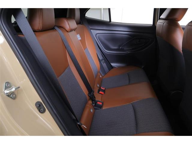 ヤリスクロス ハイブリッドＺ　アドベンチャー　メモリーナビ　ミュージックプレイヤー接続可　バックカメラ　衝突被害軽減システム　ＥＴＣ　ドラレコ　ＬＥＤヘッドランプ　記録簿（9枚目）